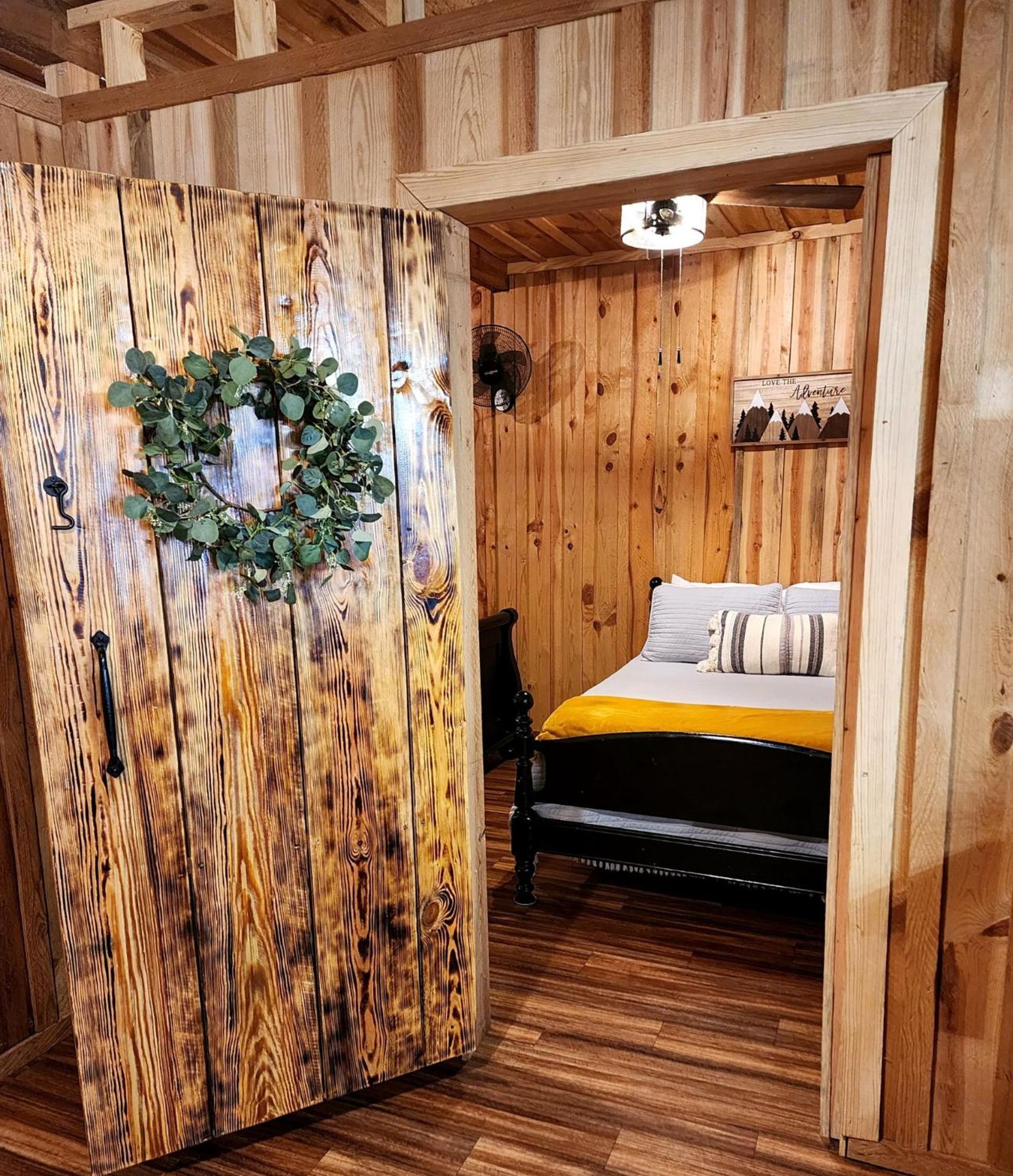 Unique Country Cabin Meets Farmhouse Modern!!! Mena 외부 사진
